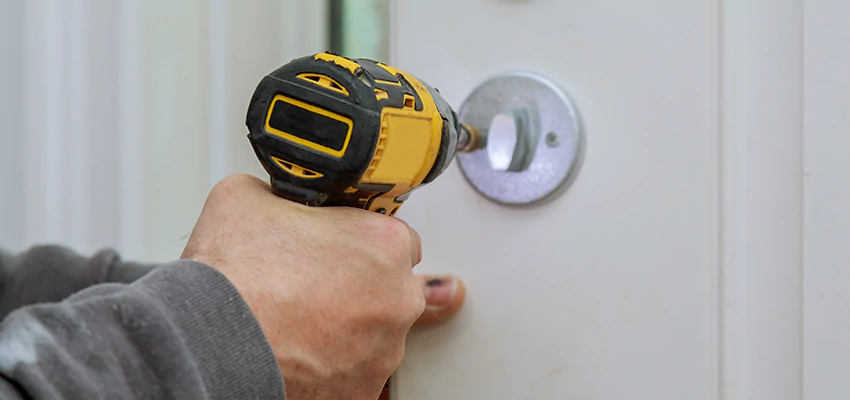 Street Locksmith For Smart Lock Repair in Coto de Caza, CA