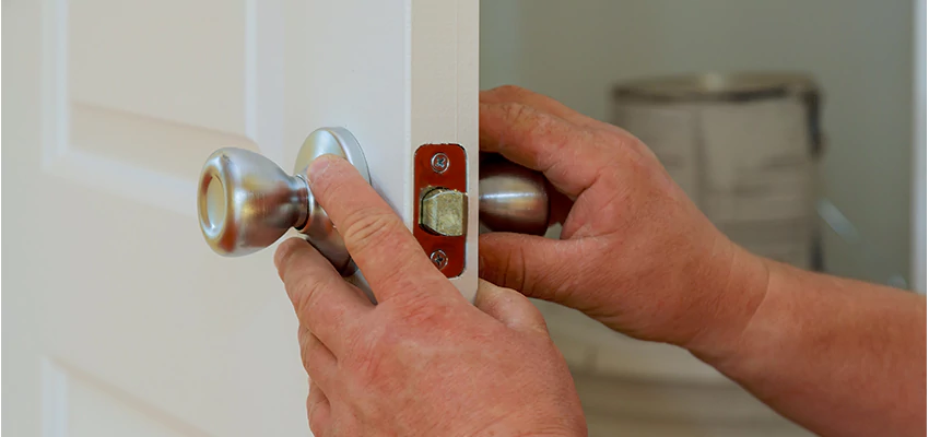 AAA Locksmiths For lock Replacement in Coto de Caza, California